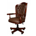 Классическое коричневое кресло руководителя