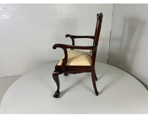  Кресло в стиле Чиппендейл, обивка - ткань