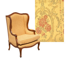 Кресло с ушами в английском стиле с желтой обивкой