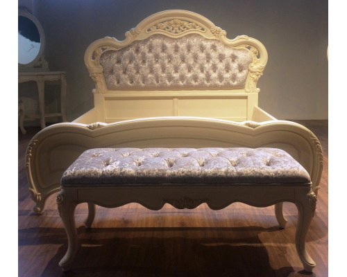 Кровать Милано  двуспальная с кристаллами и бархатным изголовьем