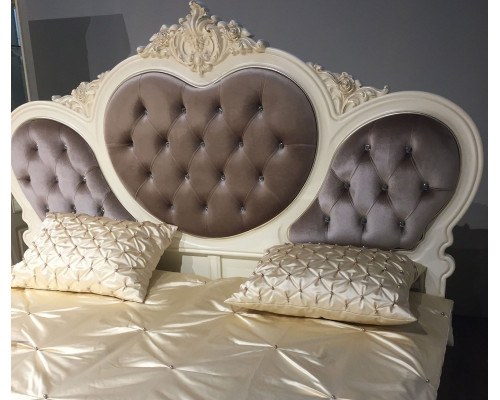 Кровать Милано  двуспальная с кристаллами и серым изголовьем